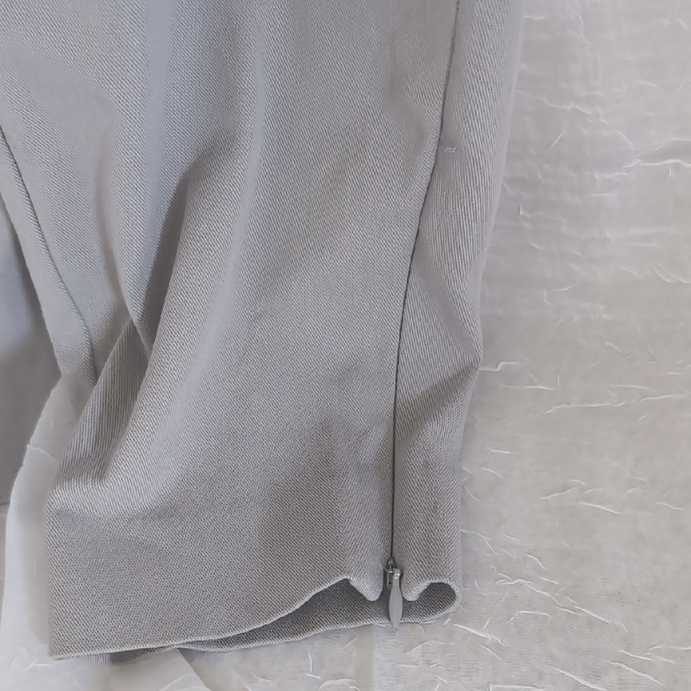 Peck & Peck White and Gray Long Sleeve Tee an Grey WHBM pants - Picture 7 of 10